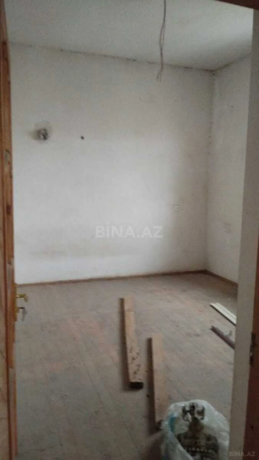 Satılır 4 otaqlı həyət evi 160 m²