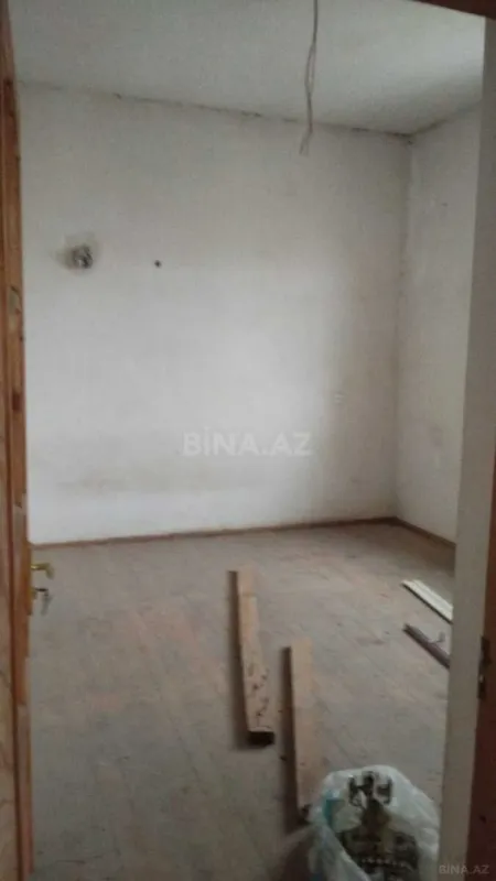 Satılır 4 otaqlı həyət evi 160 m²