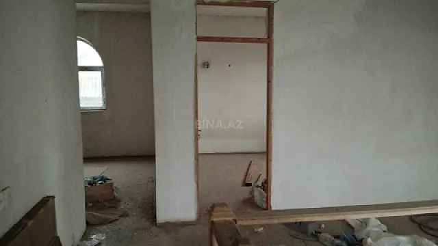 Satılır 4 otaqlı həyət evi 160 m²