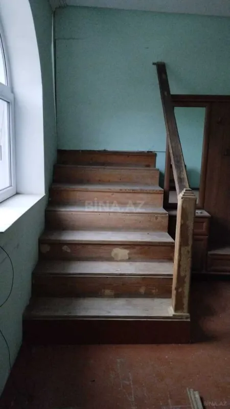 Satılır 4 otaqlı həyət evi 160 m²