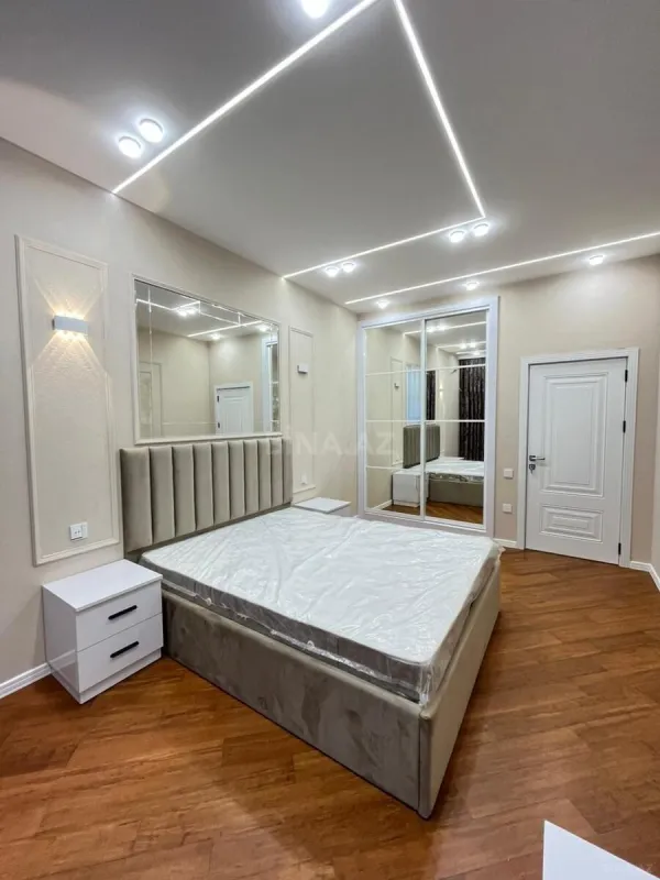 Satılır 2 otaqlı mənzil 68.5 m²