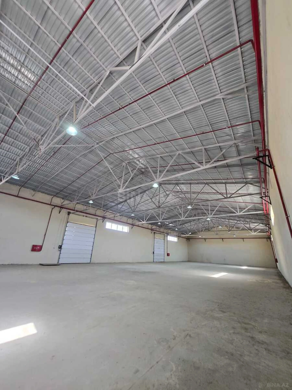 Kirayə verilir obyekt 1000 m²