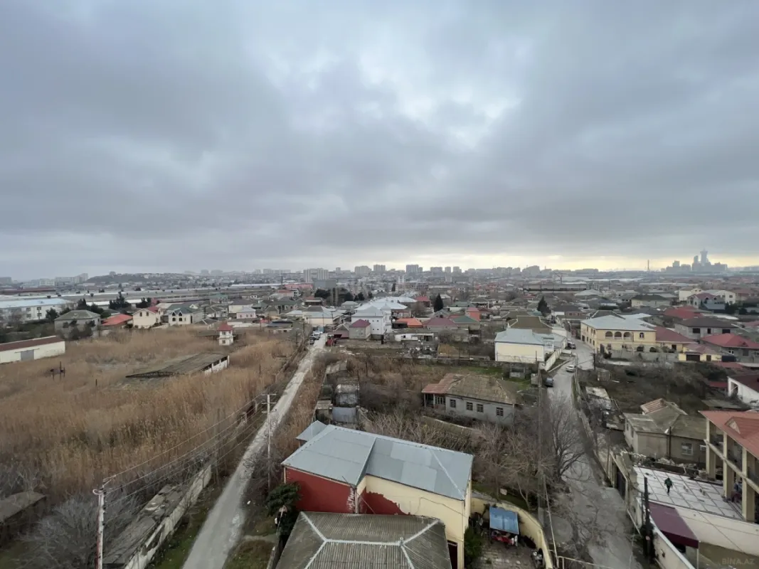 Satılır 4 otaqlı mənzil 160 m²