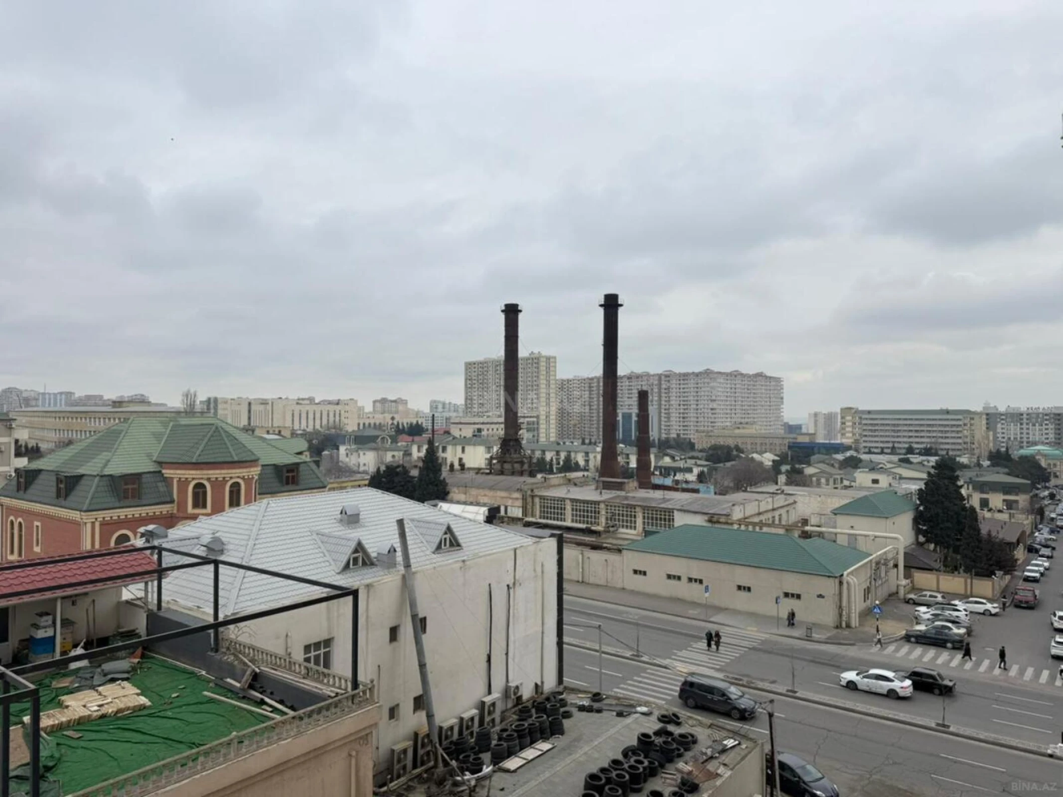 Satılır 4 otaqlı mənzil 155 m²