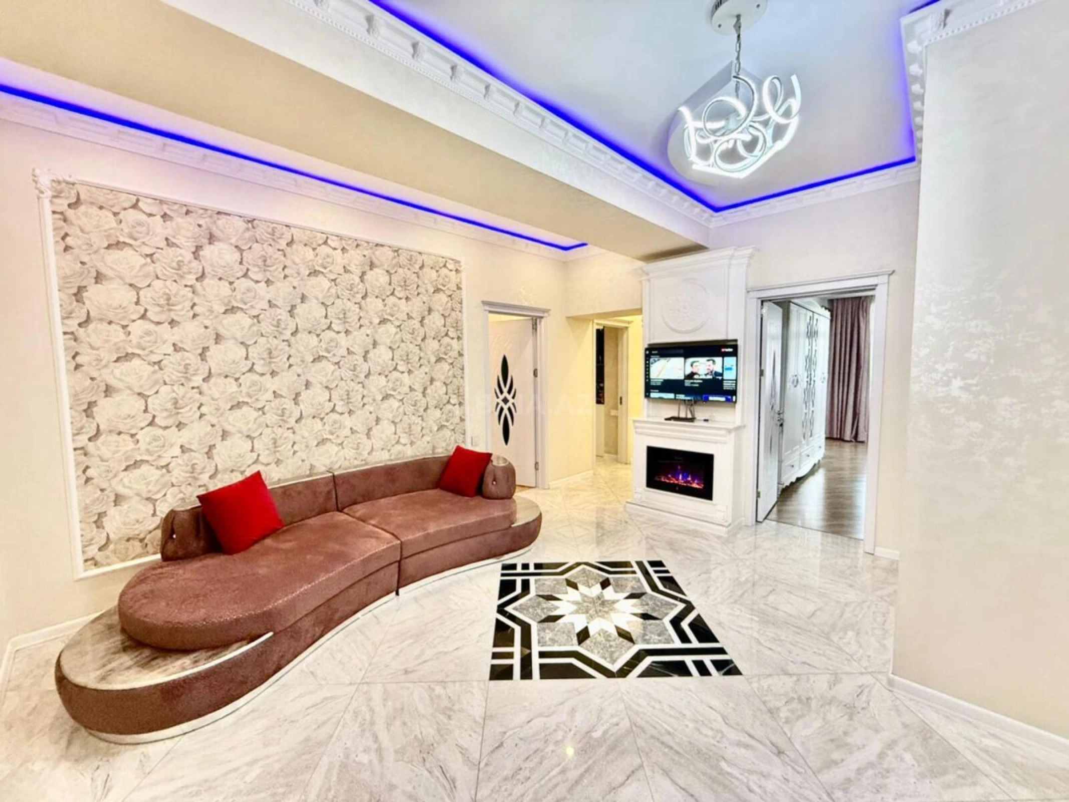 Satılır 4 otaqlı mənzil 155 m²