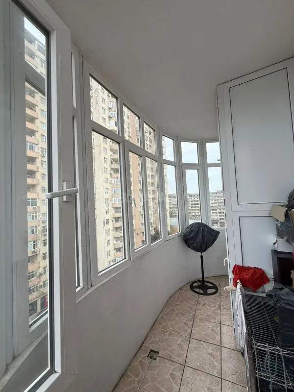Satılır 3 otaqlı mənzil 120 m²