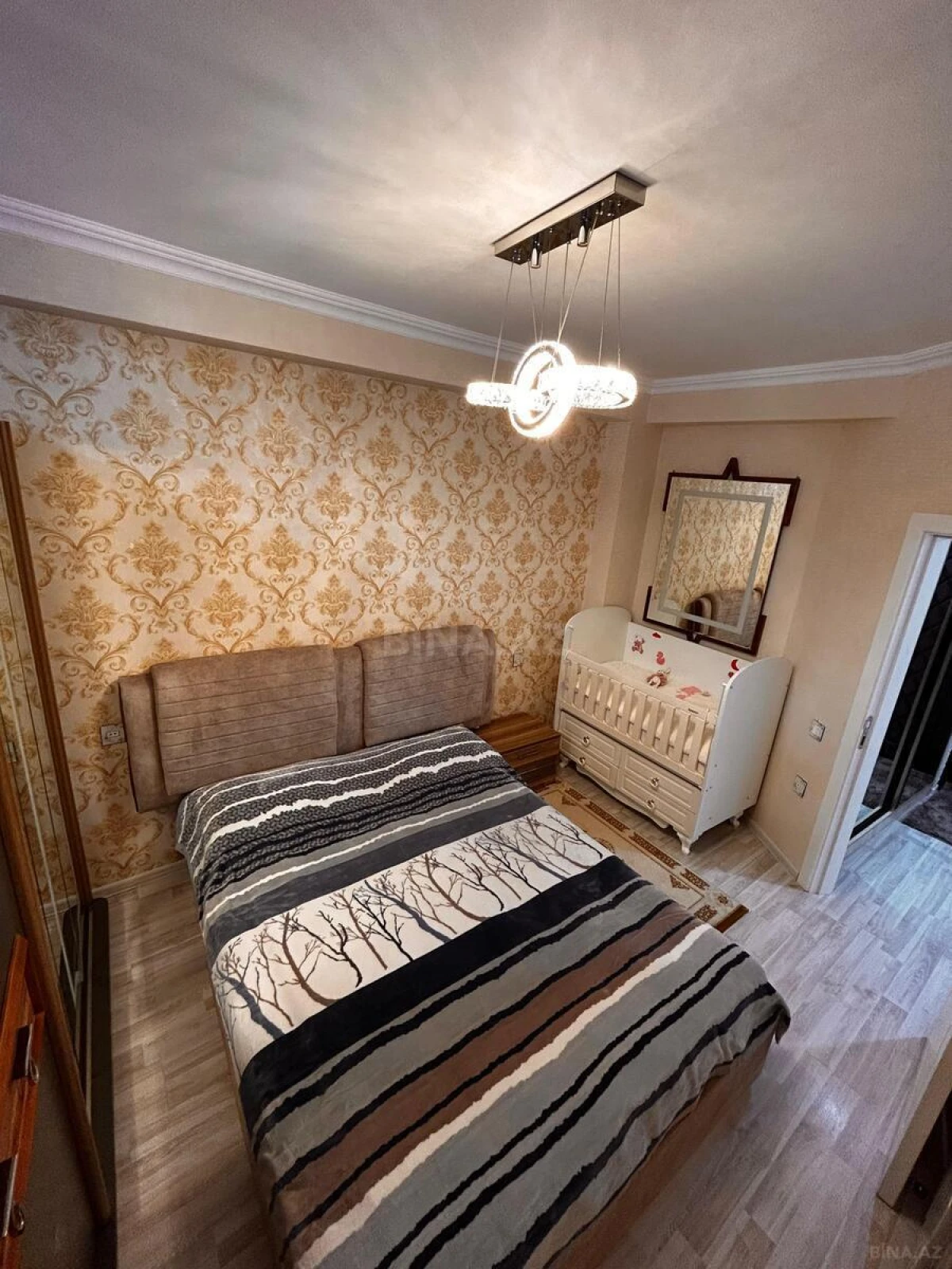 Satılır 2 otaqlı mənzil 65 m²