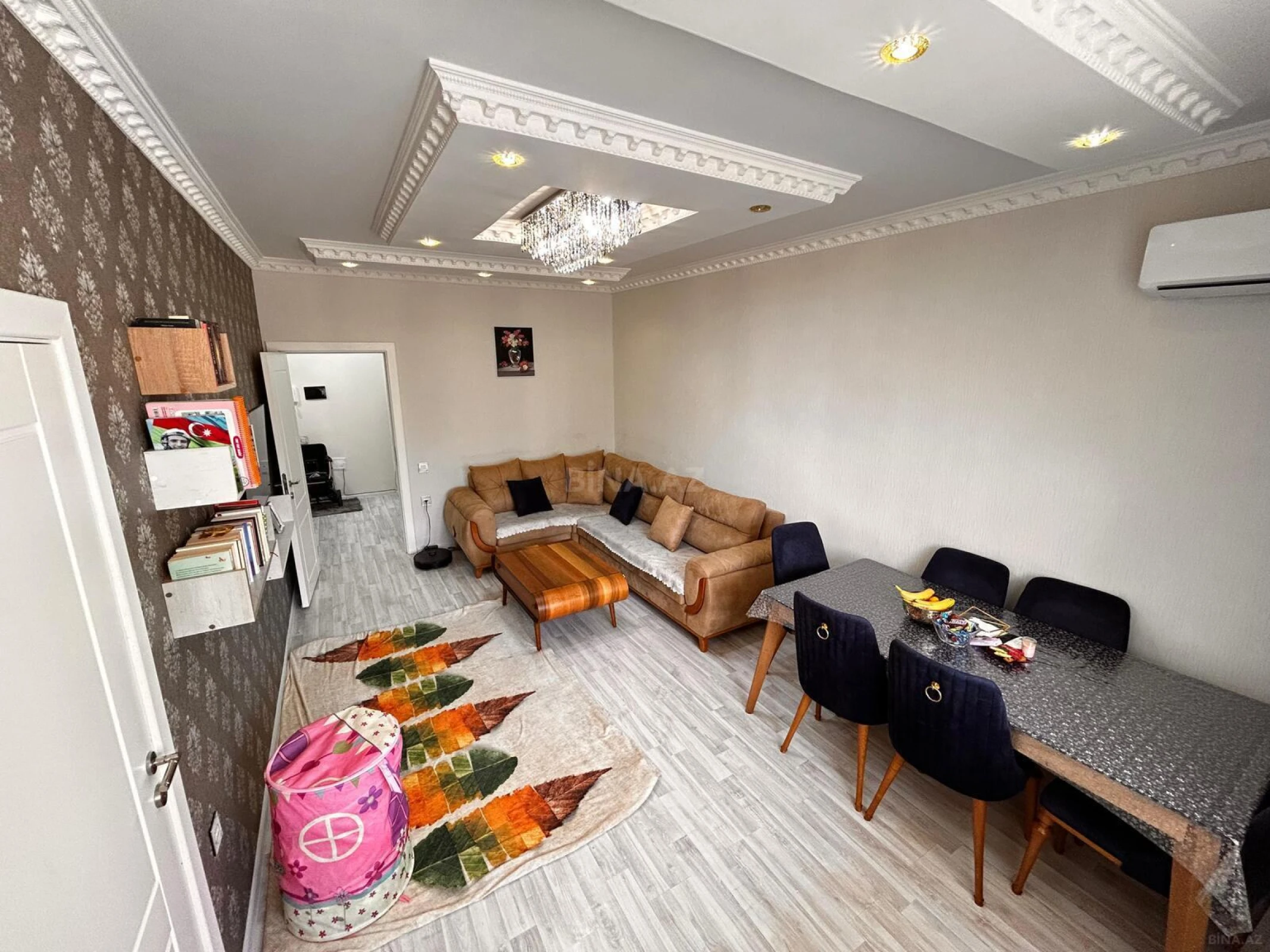 Satılır 2 otaqlı mənzil 65 m²