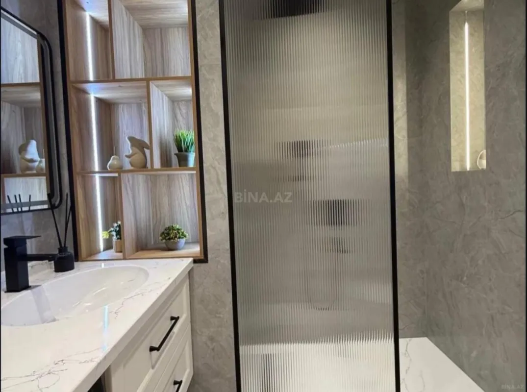 Kirayə verilir 3 otaqlı mənzil 105 m²