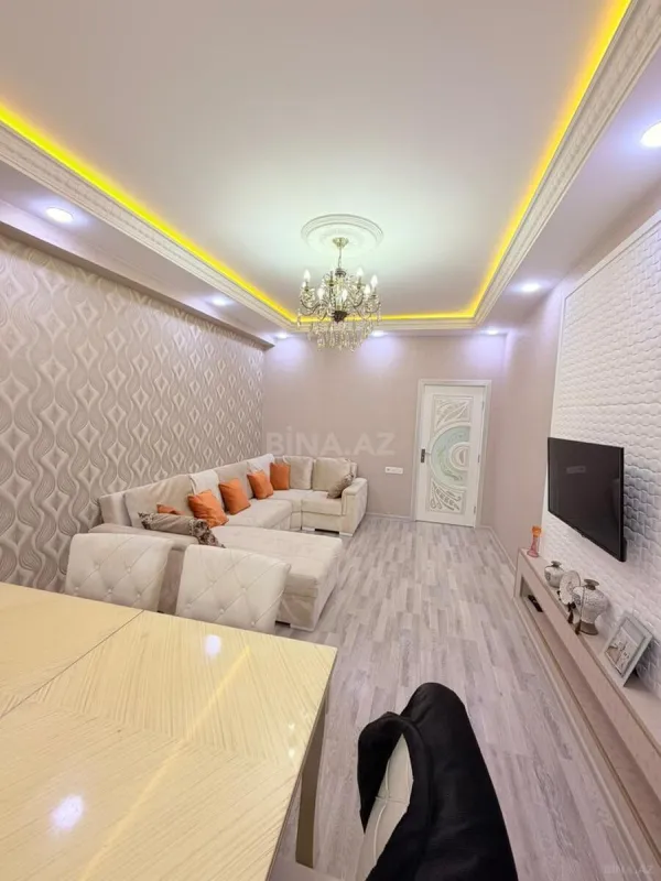 Satılır 2 otaqlı mənzil 65 m²