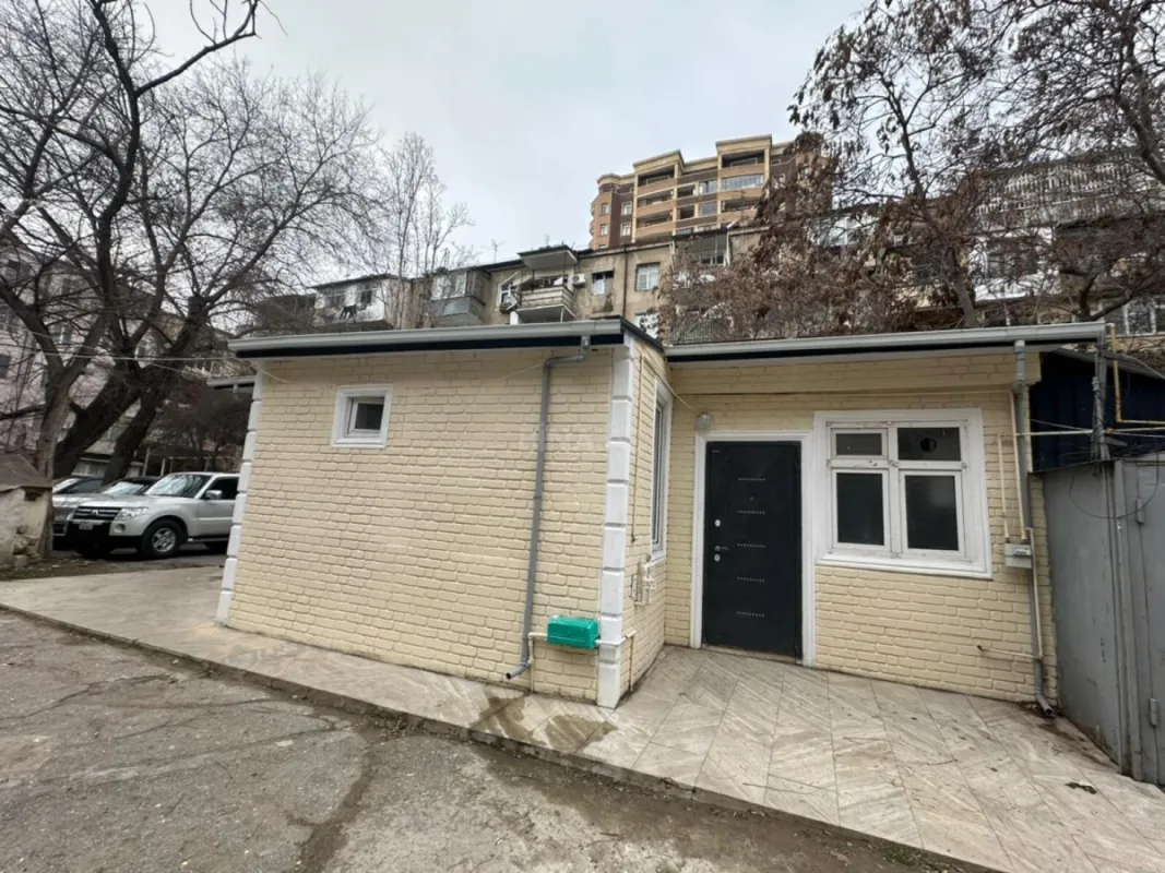 Satılır 2 otaqlı həyət evi 30 m²