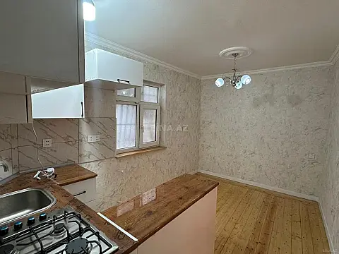 Satılır 2 otaqlı həyət evi 30 m²