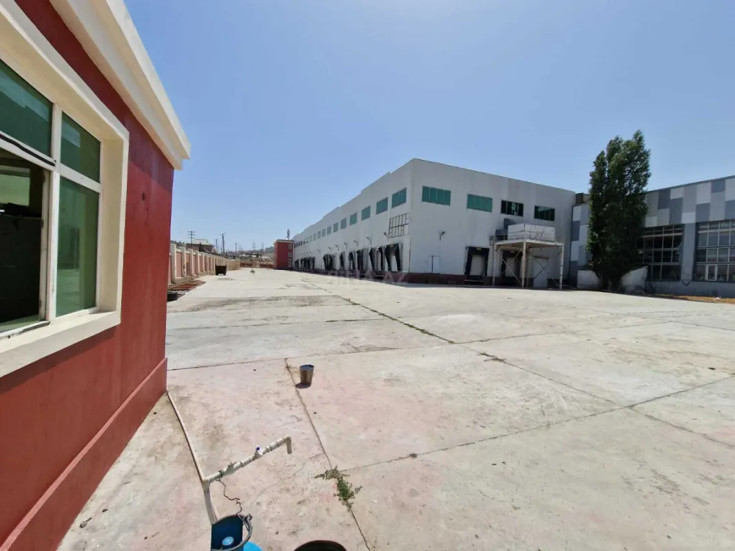 Kirayə verilir obyekt 1000 m²