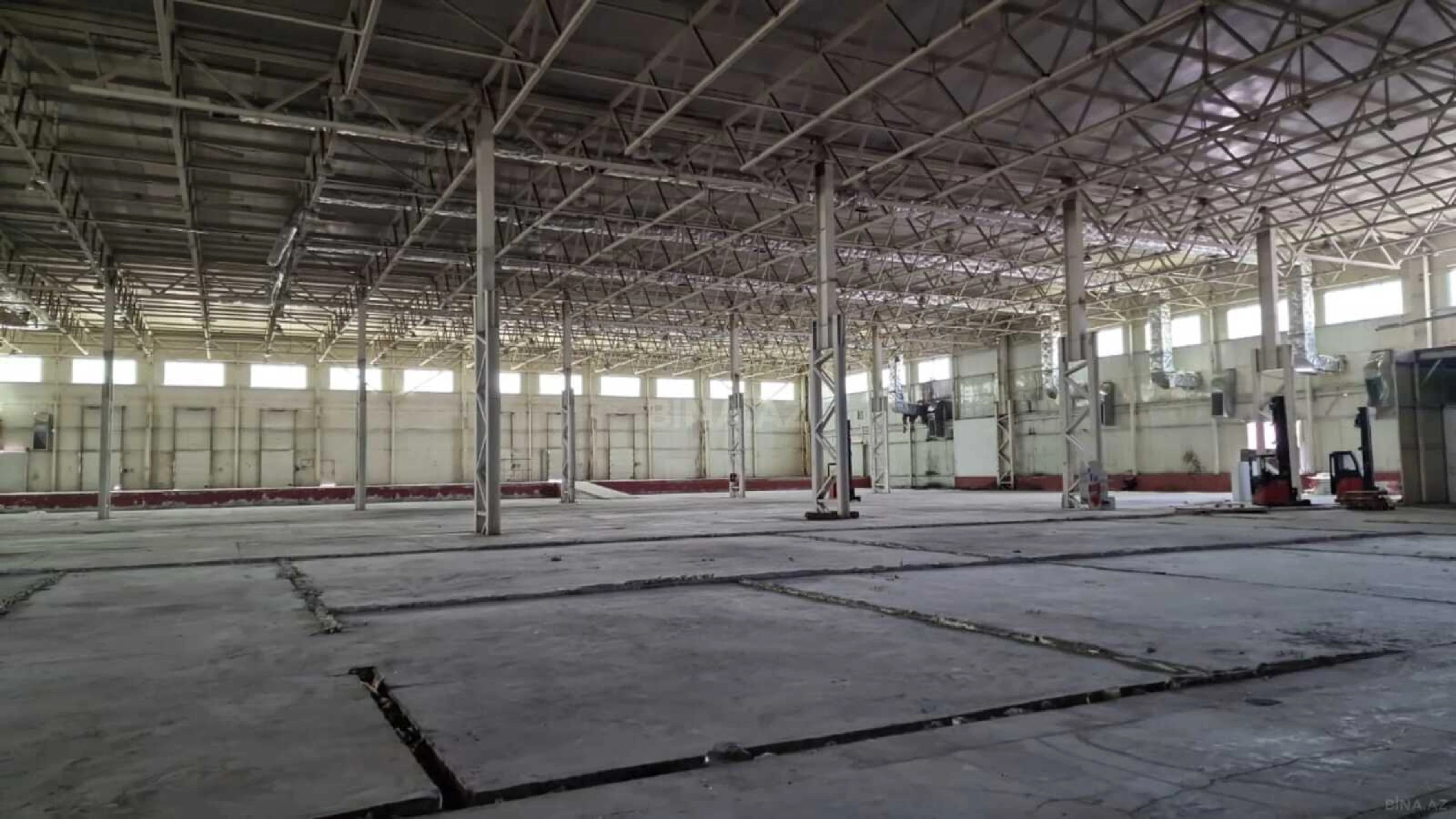 Kirayə verilir obyekt 1000 m²