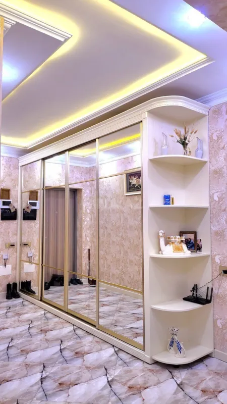 Satılır 2 otaqlı mənzil 92 m²