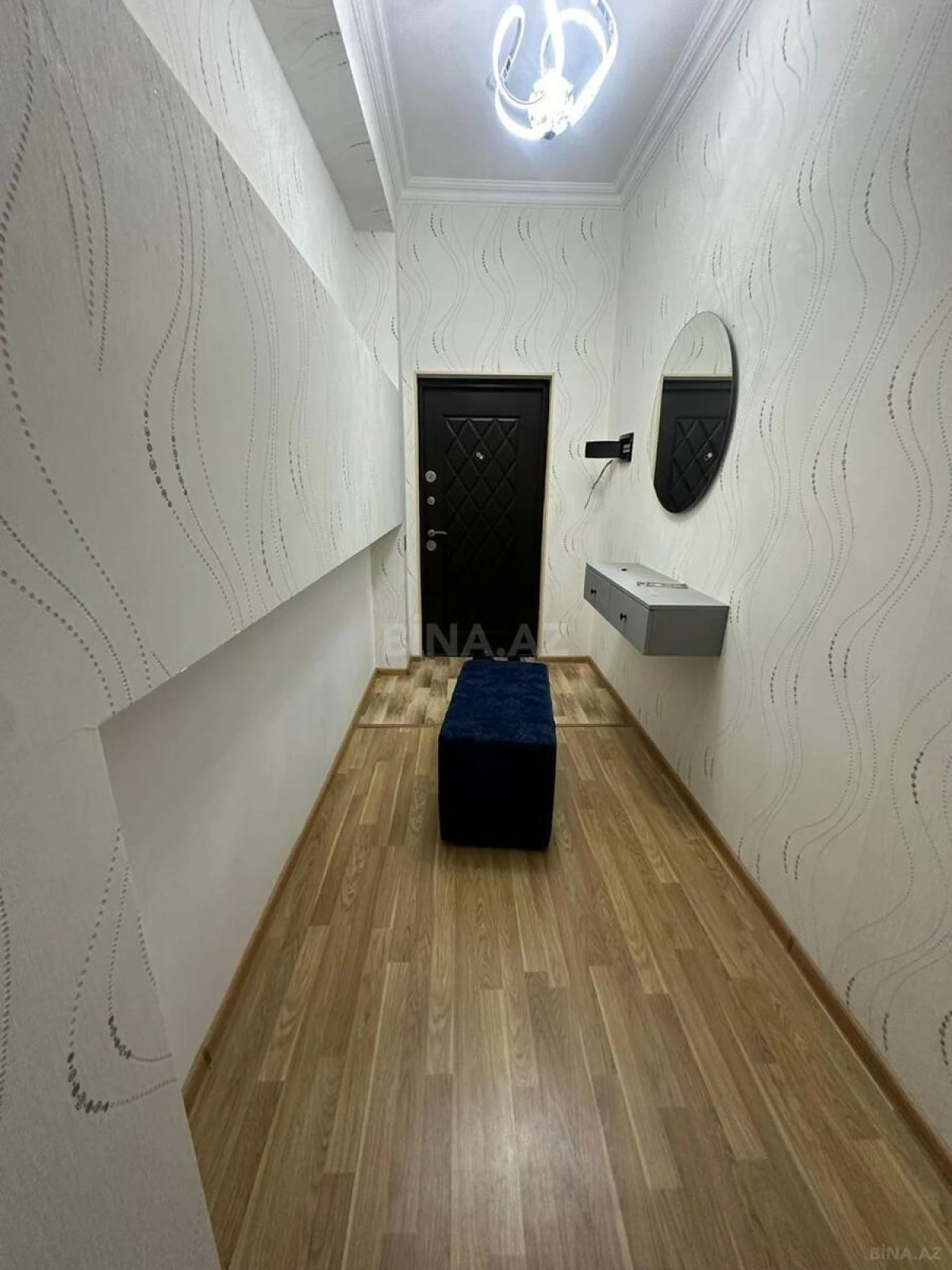 Satılır 2 otaqlı mənzil 56 m²