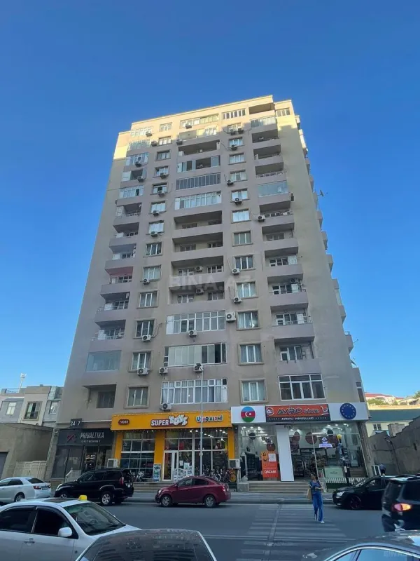 Kirayə verilir 3 otaqlı mənzil 146 m²