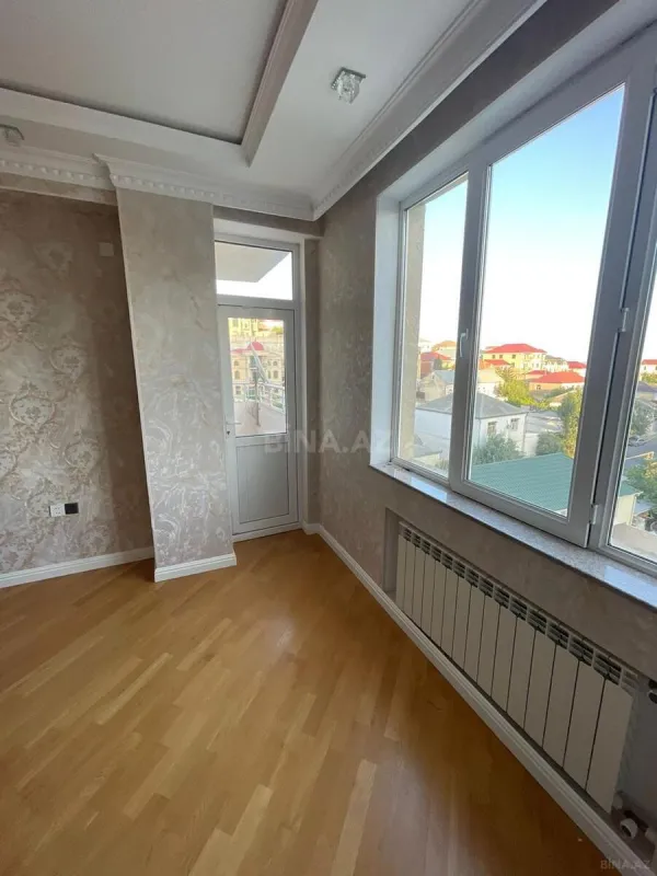 Kirayə verilir 3 otaqlı mənzil 146 m²