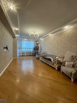 Kirayə verilir 3 otaqlı mənzil 146 m² — Bakı, Badamdar 3 otaq 146.00 m²