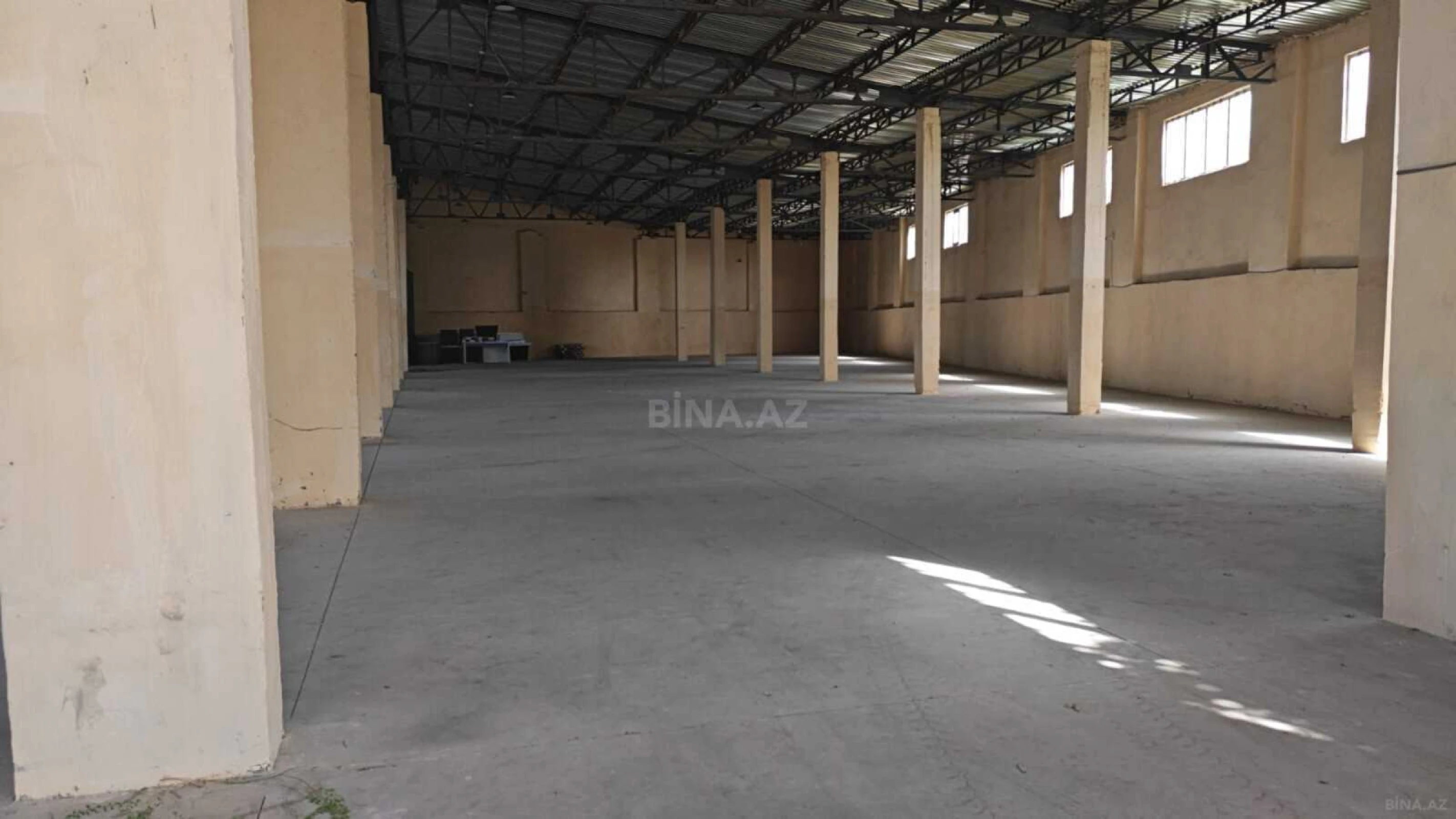 Kirayə verilir obyekt 1800 m²