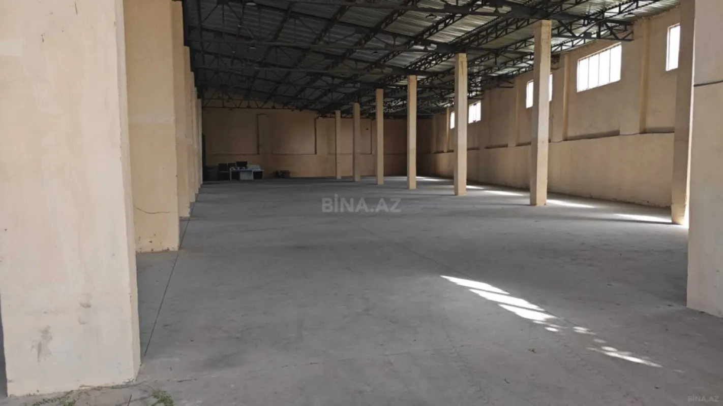 Kirayə verilir obyekt 1800 m²