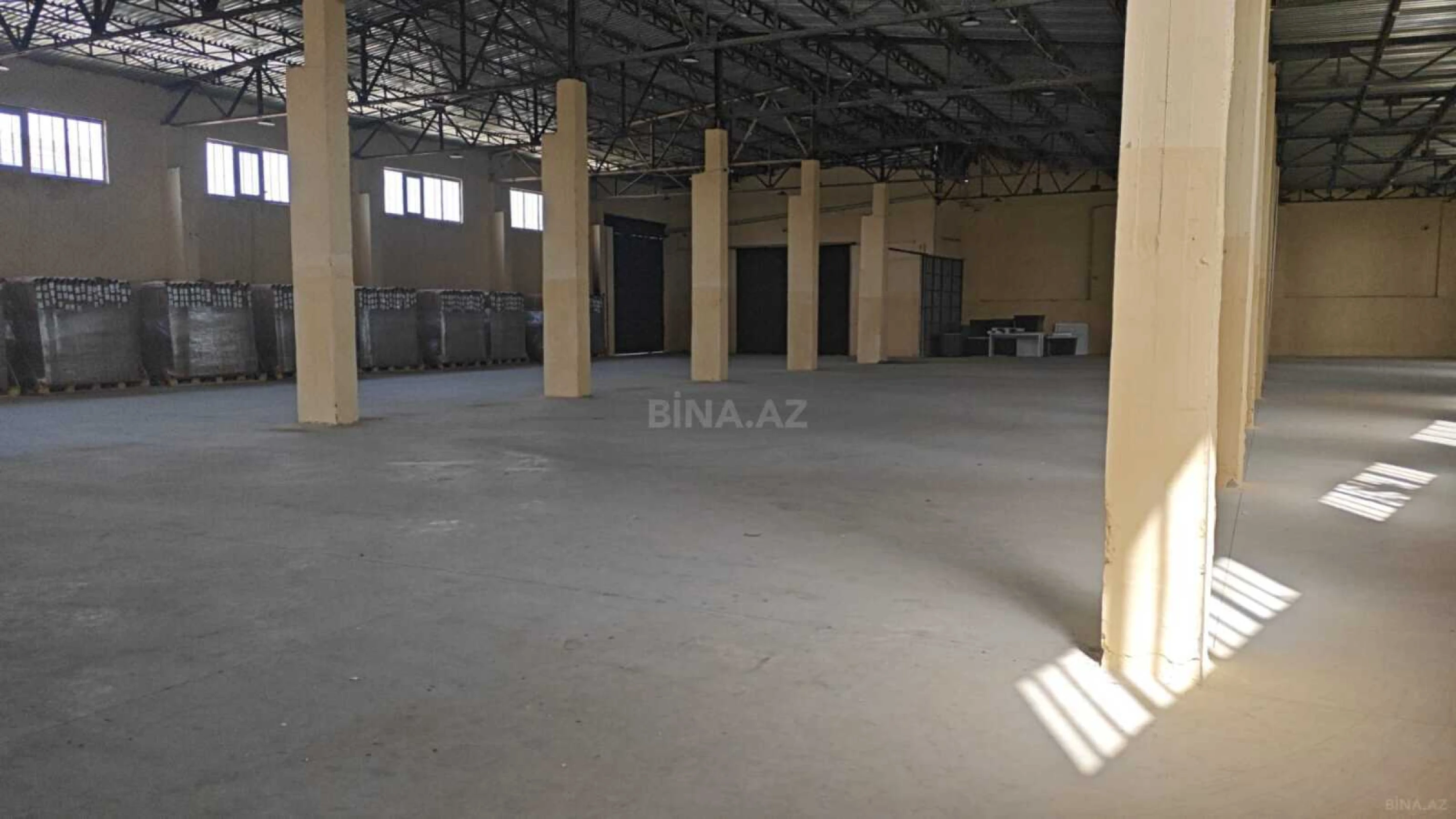 Kirayə verilir obyekt 1800 m²