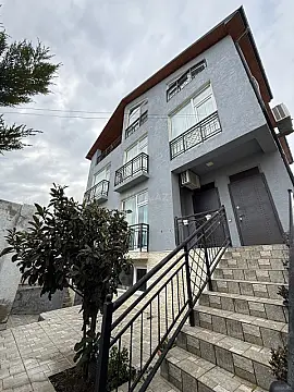 Satılır 13 otaqlı həyət evi 363 m² — Bakı, Badamdar 13 otaq 363.00 m²