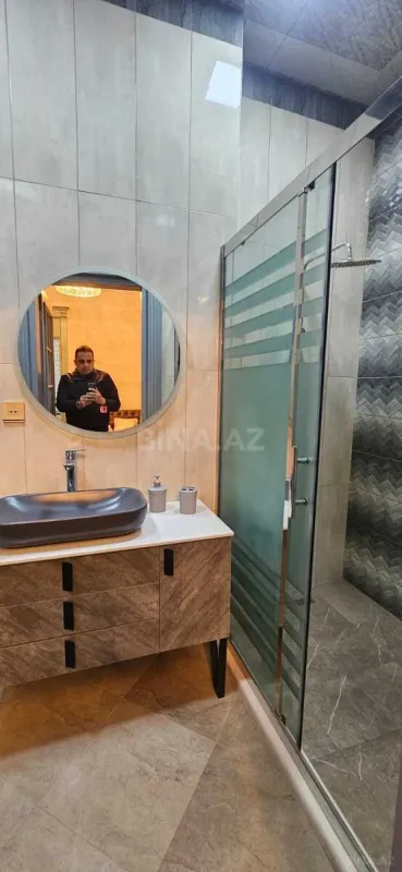 Kirayə verilir 6 otaqlı ofis 300 m²