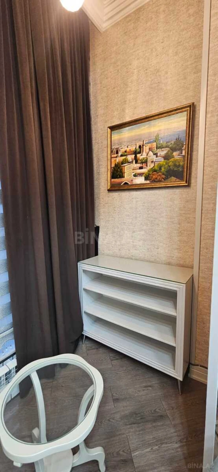 Kirayə verilir 6 otaqlı ofis 300 m²