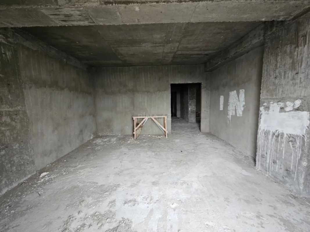 Satılır 3 otaqlı mənzil 139 m²