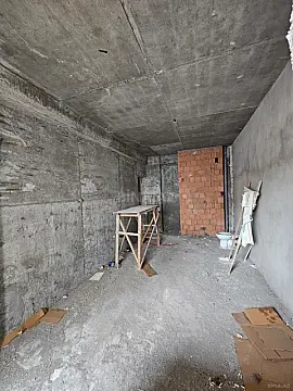 Satılır 3 otaqlı mənzil 139 m²