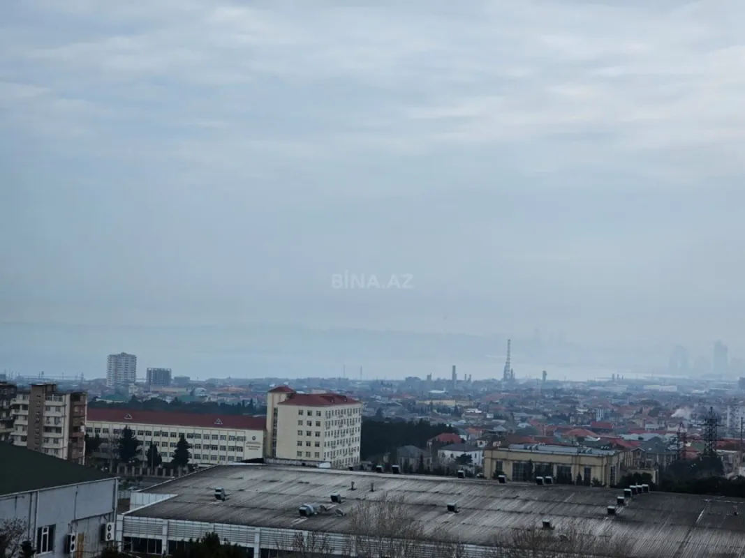 Satılır 3 otaqlı mənzil 139 m²