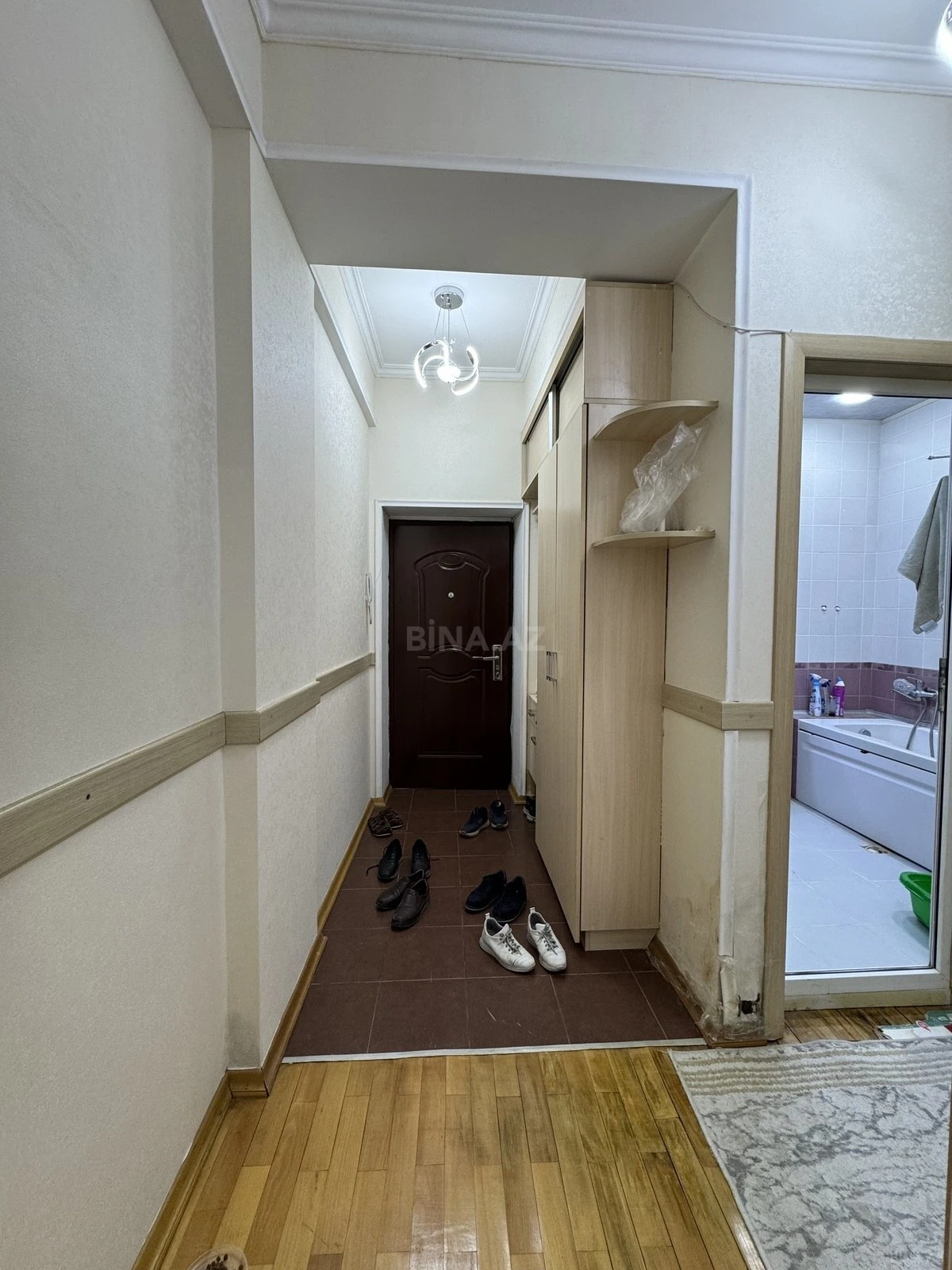 Satılır 2 otaqlı mənzil 55 m²
