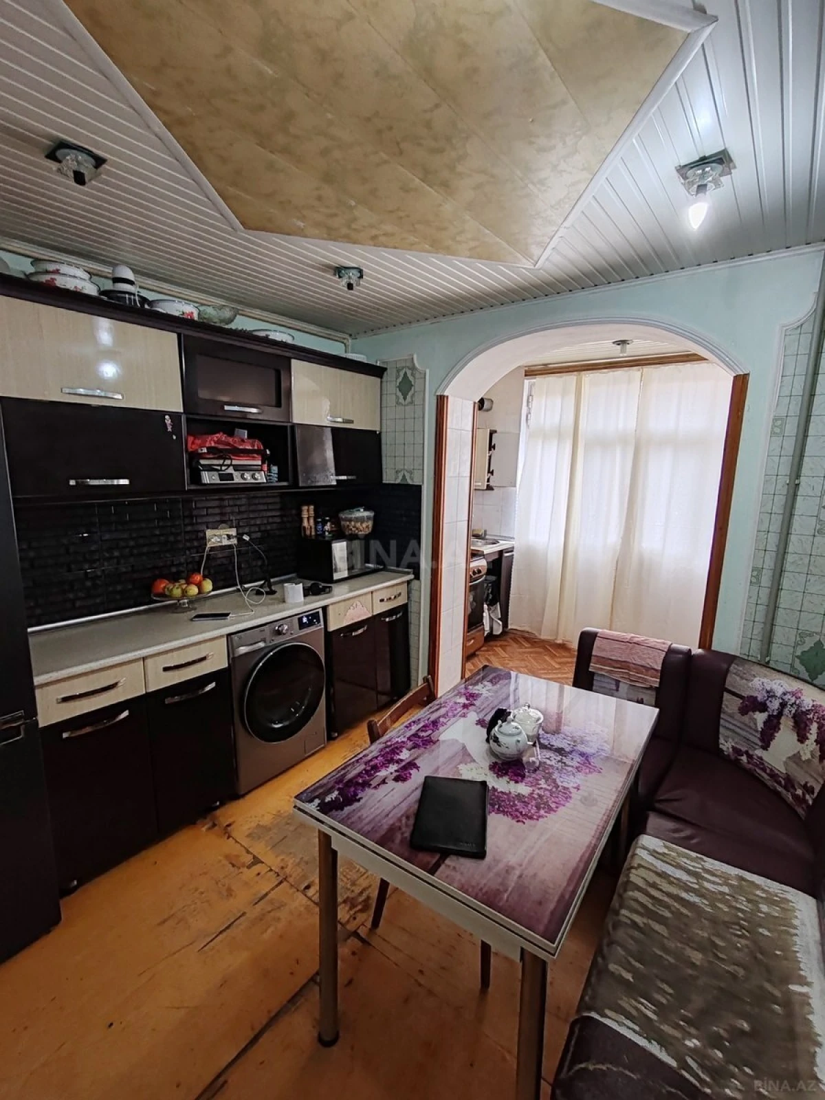 Satılır 4 otaqlı mənzil 90 m²