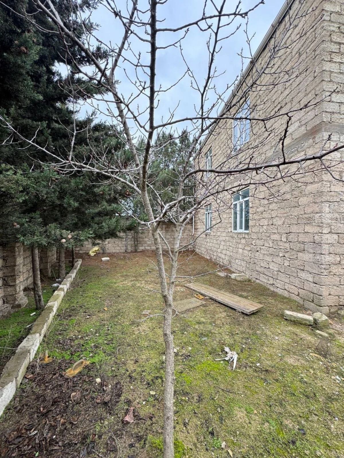 Satılır torpaq sahəsi 12 m²