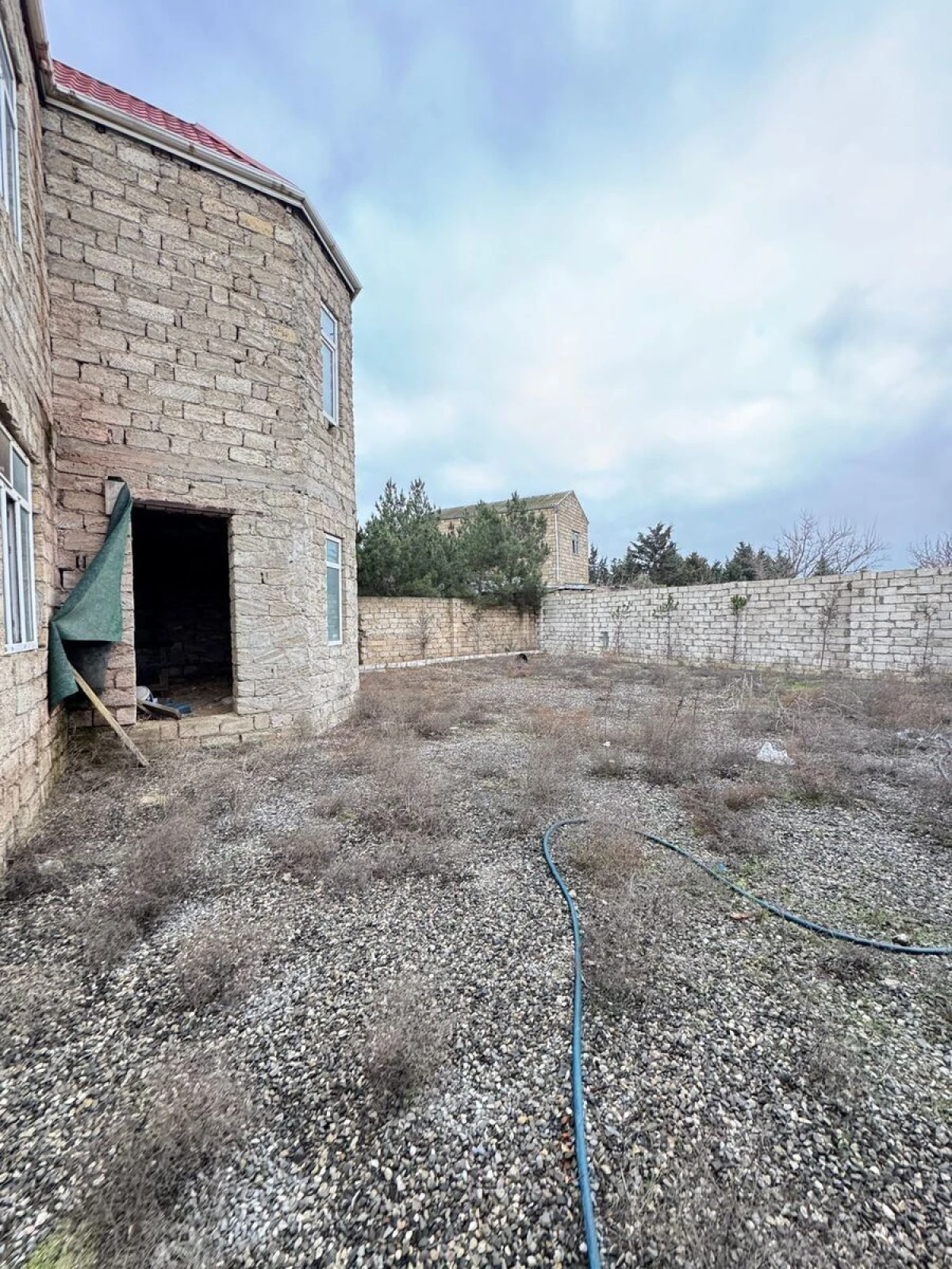 Satılır torpaq sahəsi 12 m²