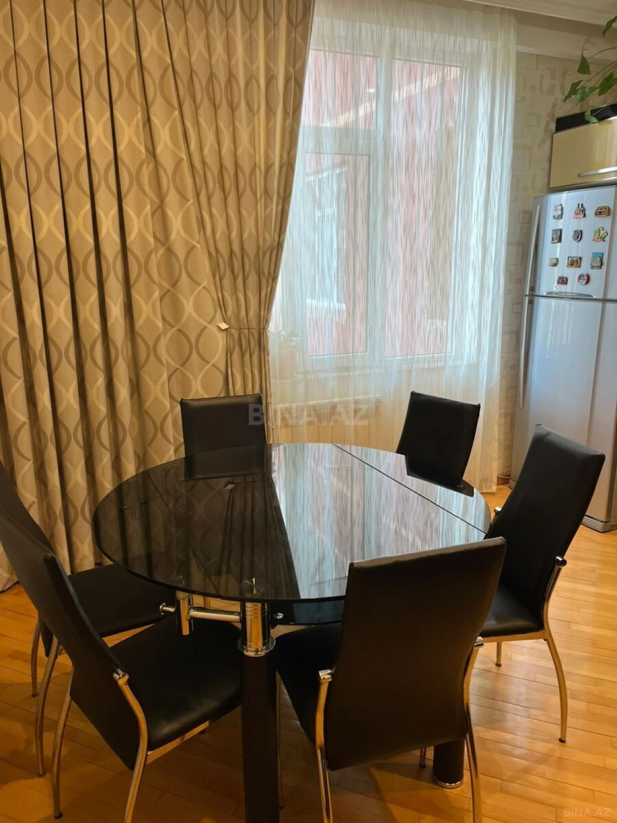 Satılır 3 otaqlı mənzil 108 m²