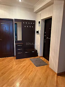 Satılır 3 otaqlı mənzil 108 m²