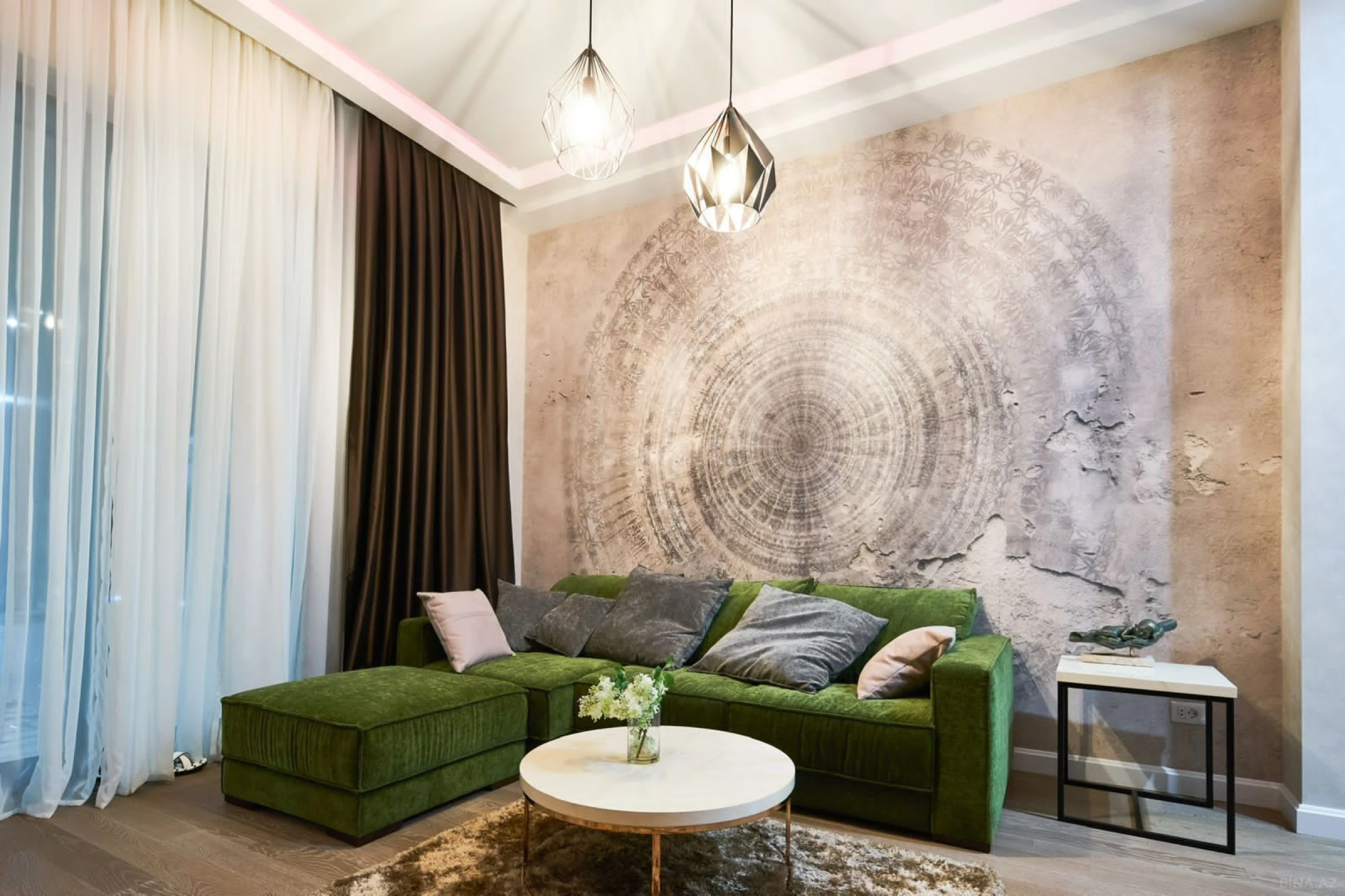 Kirayə verilir 6 otaqlı həyət evi 500 m²