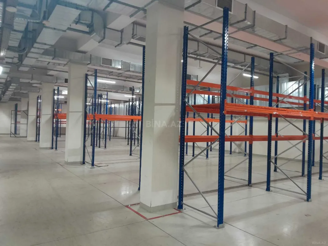 Kirayə verilir obyekt 720 m²