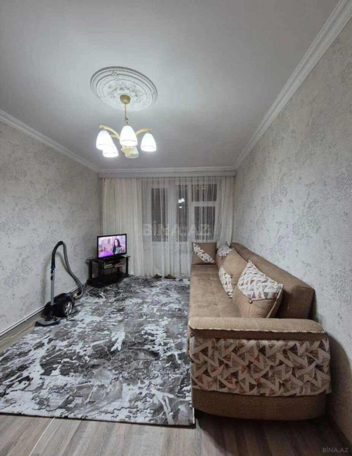 Kirayə verilir 2 otaqlı mənzil 50 m²