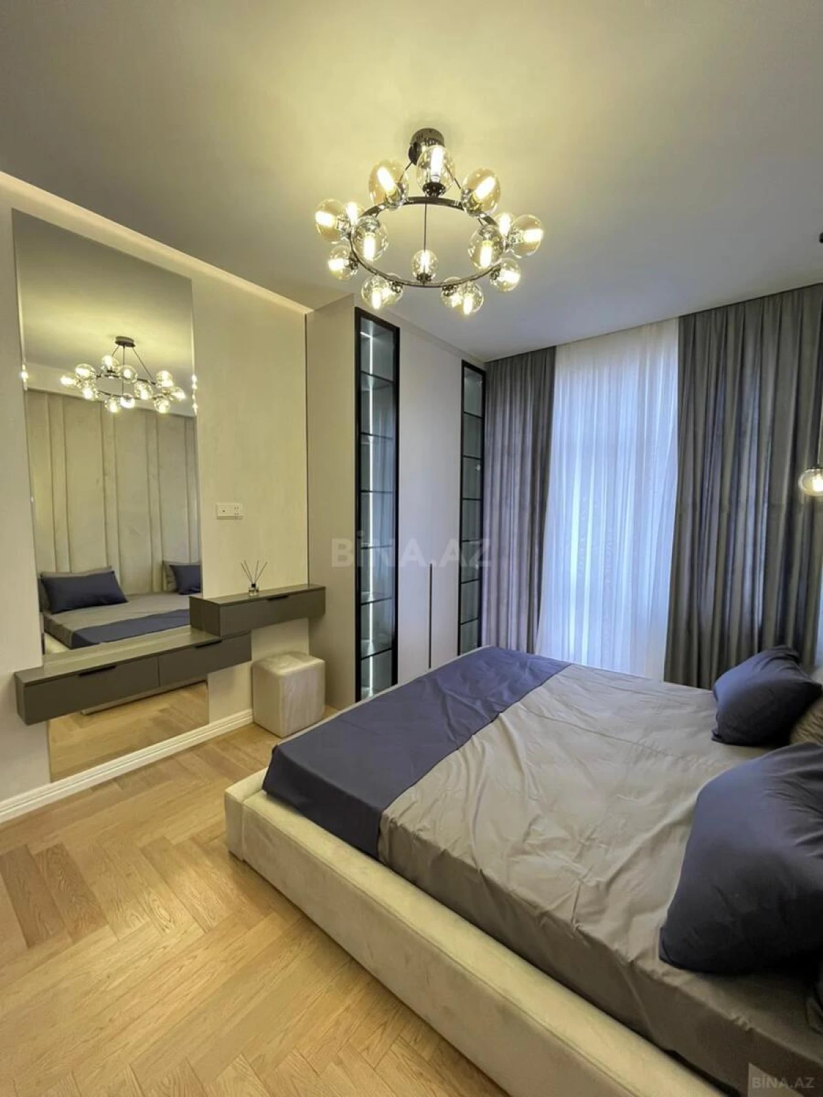 Satılır 3 otaqlı mənzil 120 m²