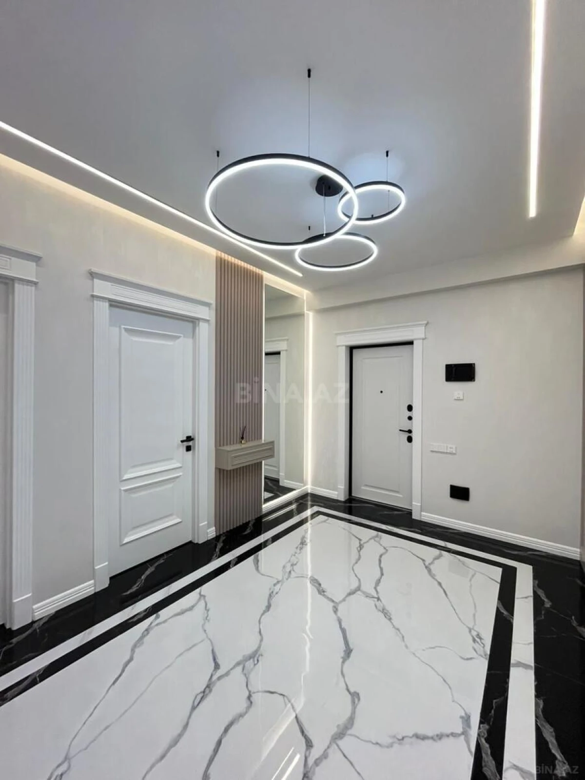 Satılır 3 otaqlı mənzil 120 m²