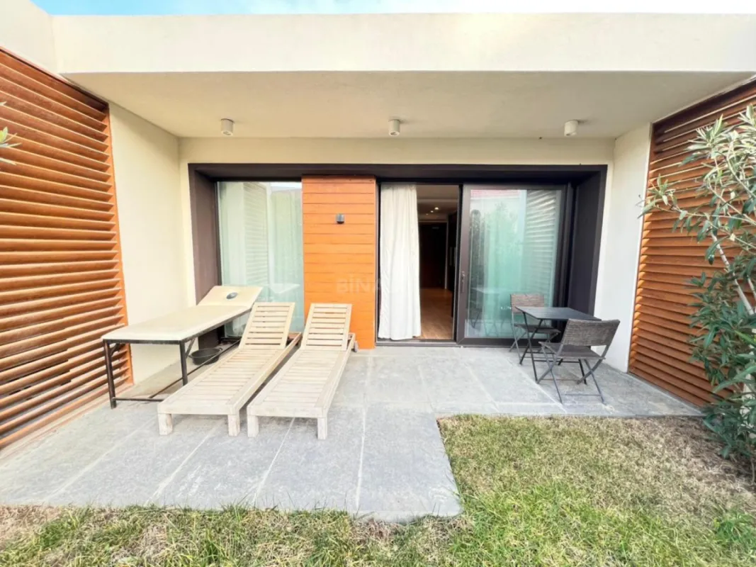 Satılır 1 otaqlı mənzil 56 m²