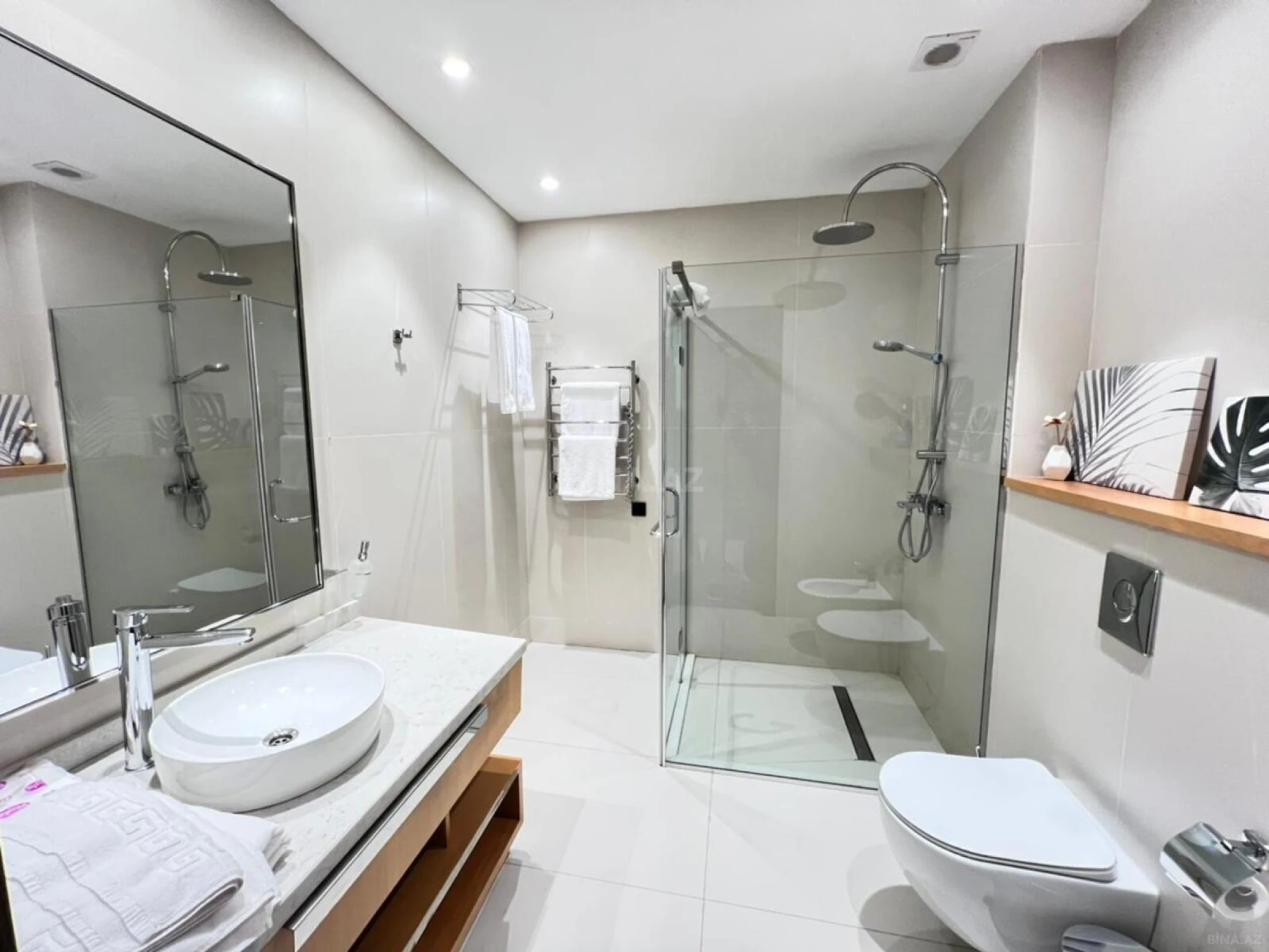 Satılır 1 otaqlı mənzil 56 m²