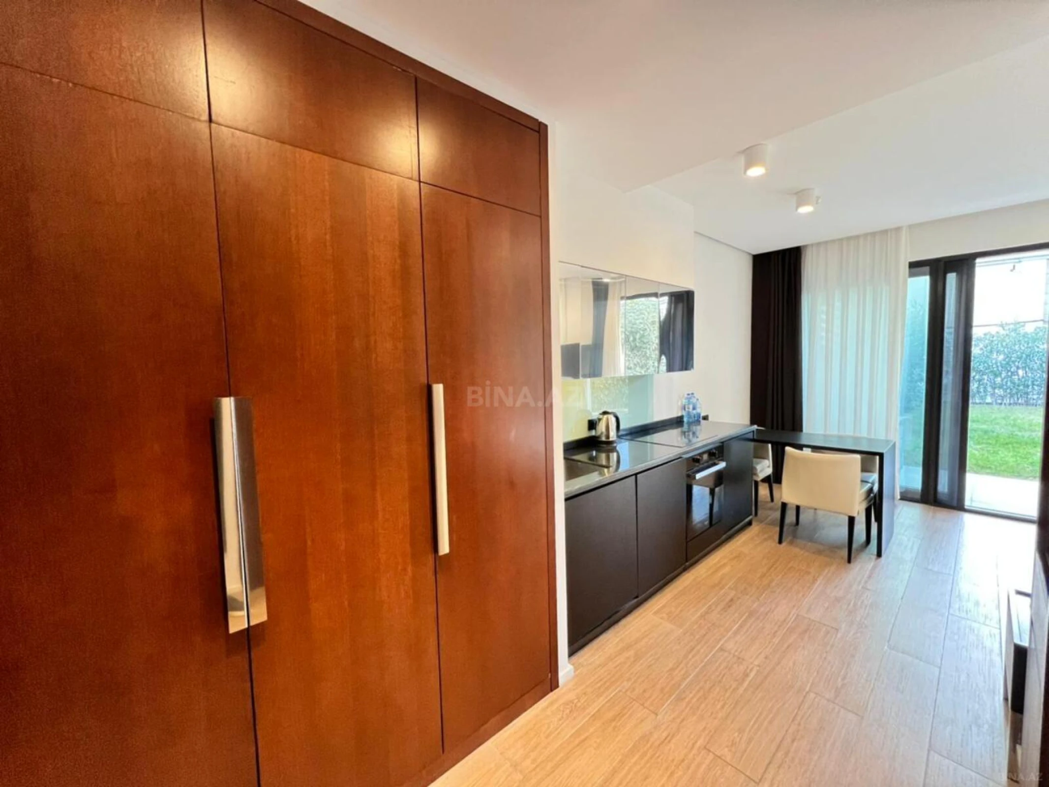 Satılır 1 otaqlı mənzil 56 m²