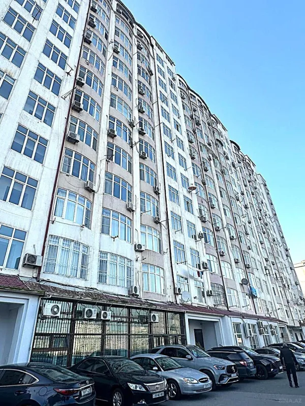 Satılır 3 otaqlı mənzil 126 m²