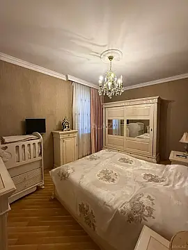 Satılır 3 otaqlı mənzil 126 m²