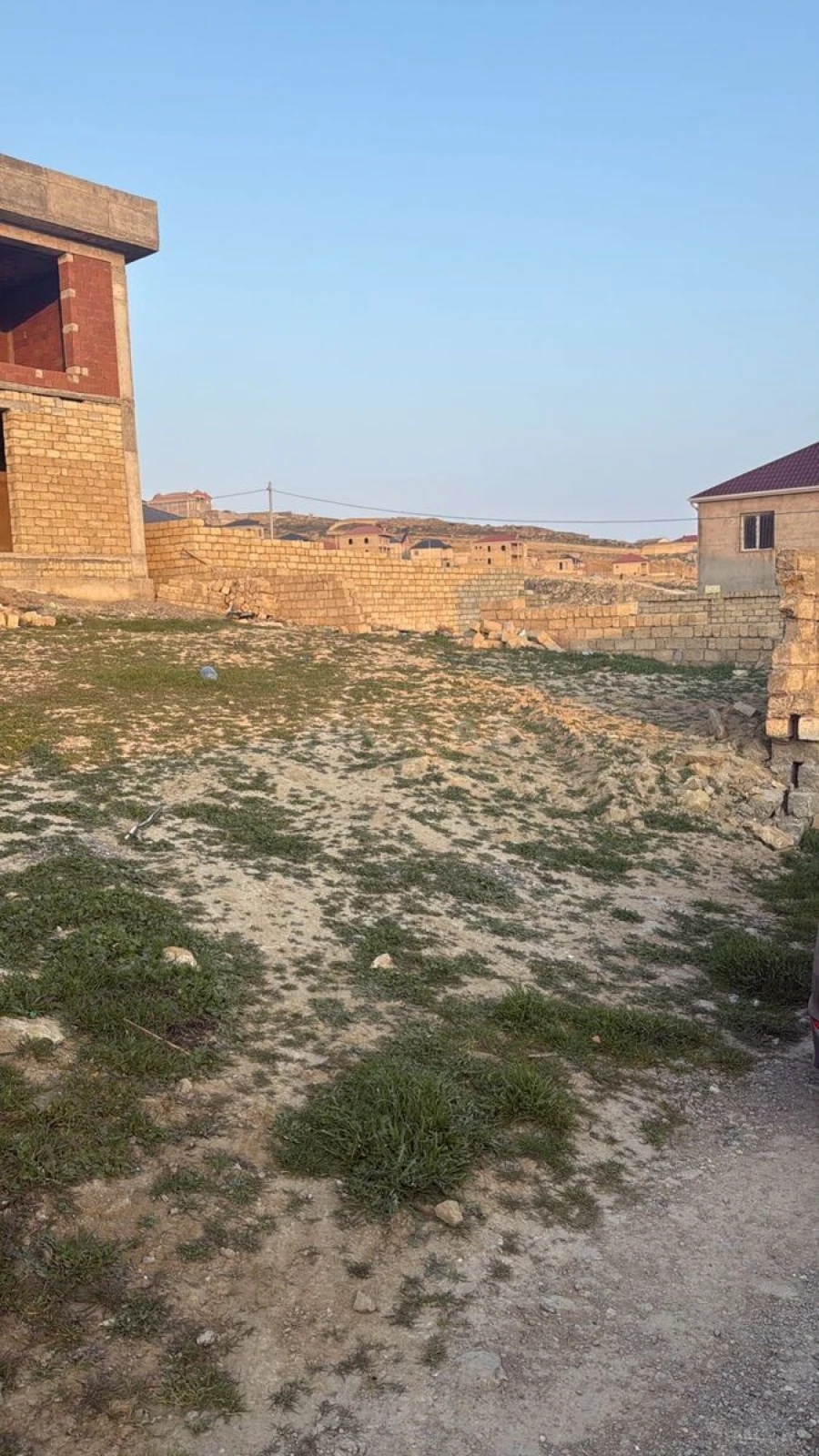 Satılır 6 otaqlı həyət evi 400 m²