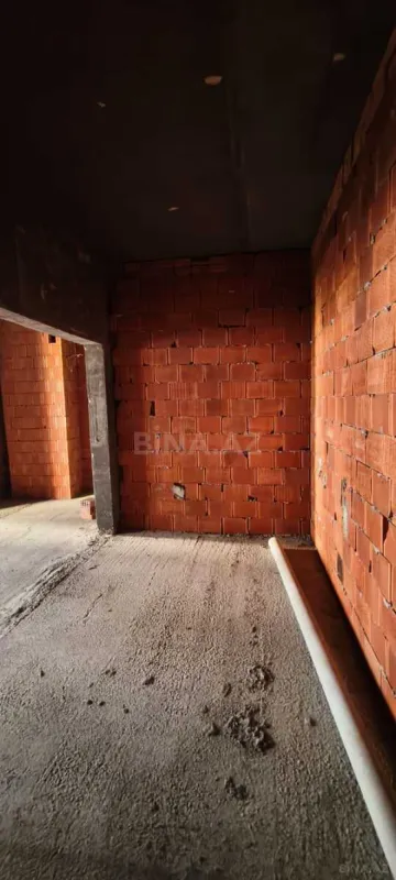 Satılır 6 otaqlı həyət evi 400 m²